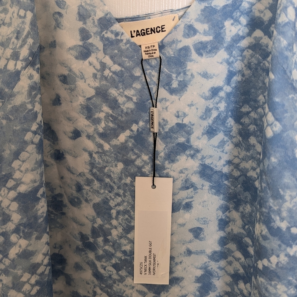 NWT L'Agence Silk Camisole in Blue & White Snakeskin Print - Size XS - Picture 3 of 4